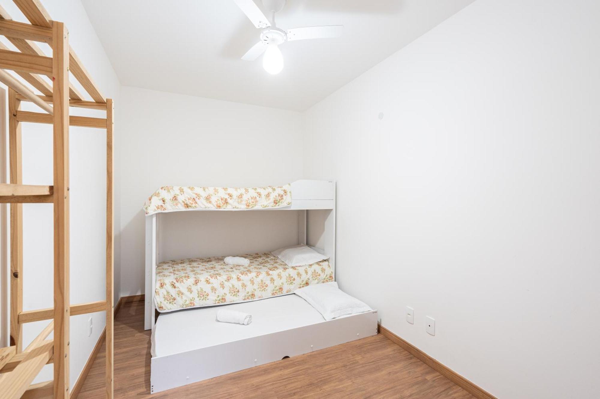 Aptos Completos Com Vista Mar Pe Na Areia Em Barra Velha Em Condominio Resort Com Spa, Piscina, Quadra De Futebol, Sala De Jogos, Brinquedoteca, Complexo Com Diversos Comercios Chambre photo